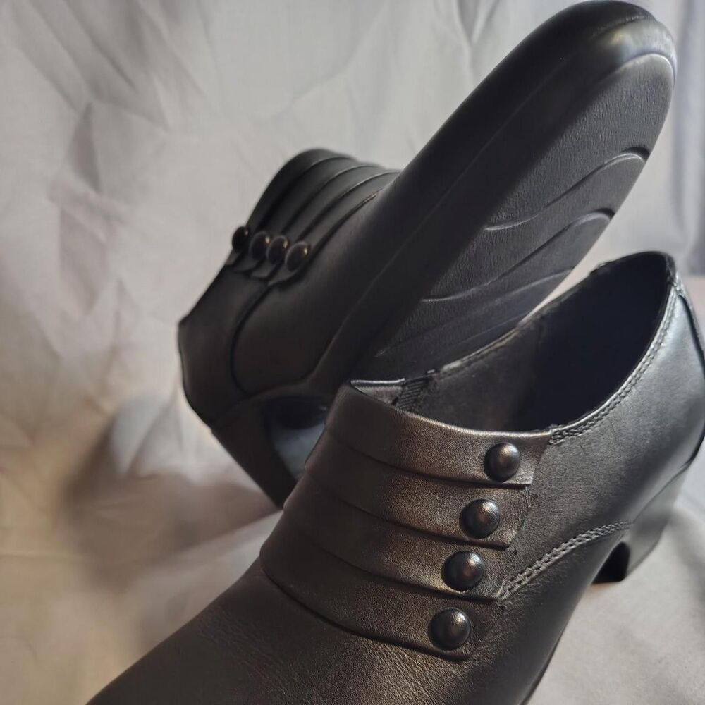 Clarks Women's Black Boots
